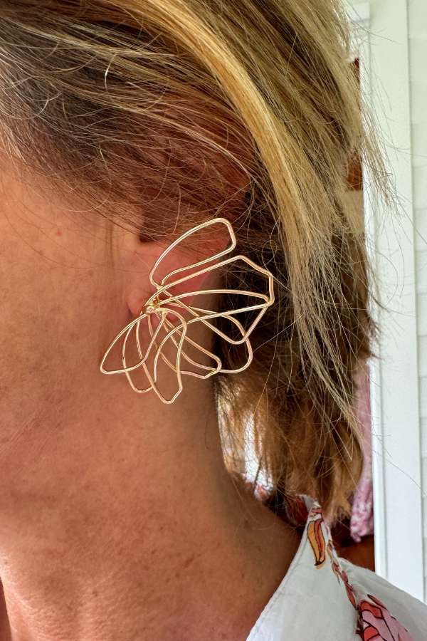 Cole Half Flower Earrings