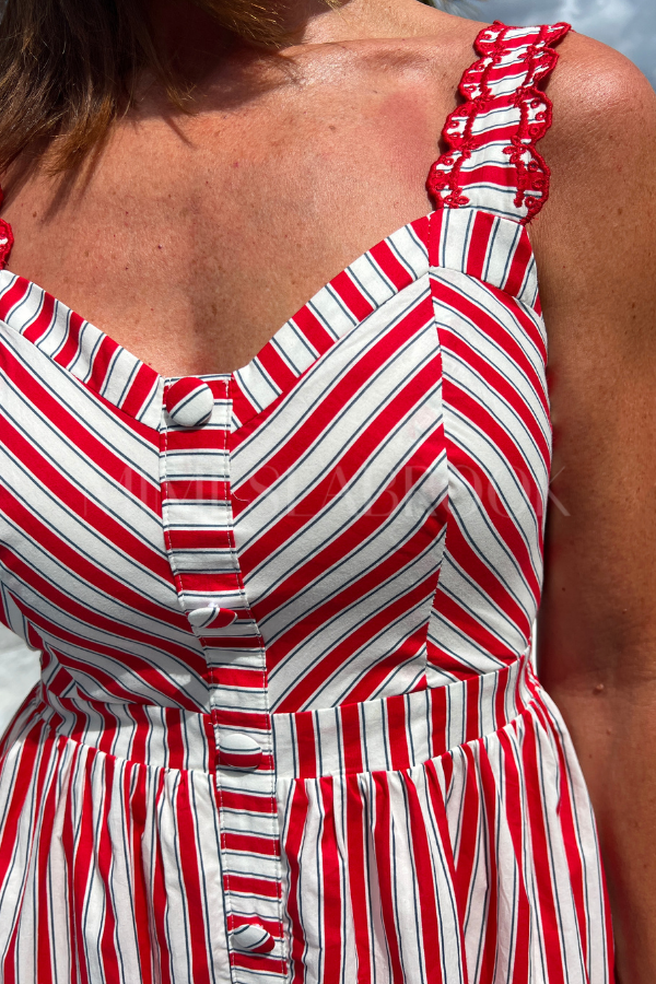 Braven dress, red white