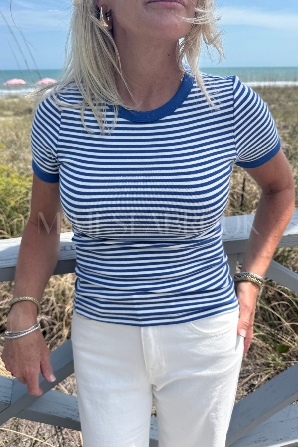 Deirdre top, blue ivory