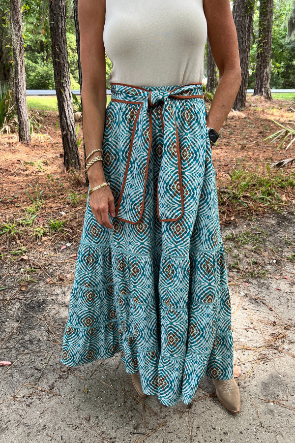 Eva Skirt, Geo Blues