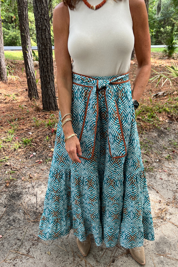 Eva Skirt, Geo Blues