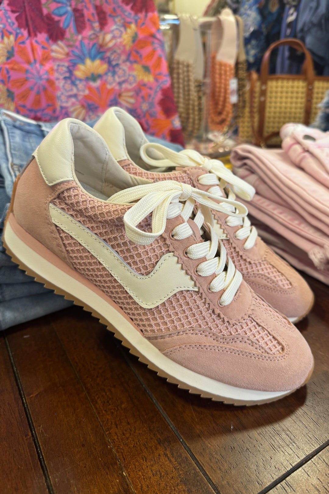 B.NTCD Sneakers, rose by Dolce Vita