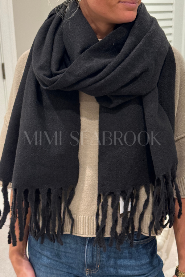 Fable scarf, black