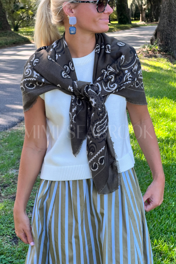 Fallon scarf, army green