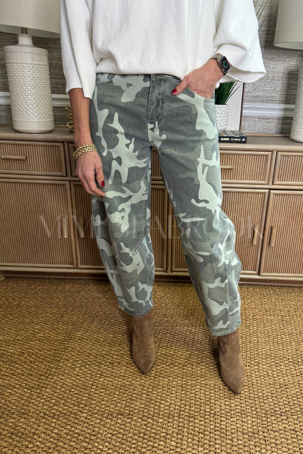 Helma camo barrel jeans