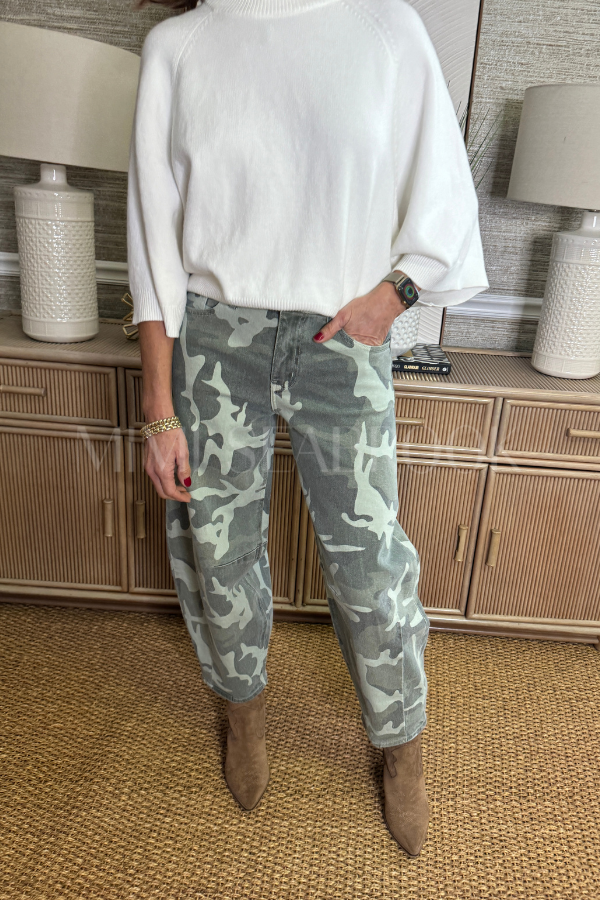 Helma camo barrel jeans