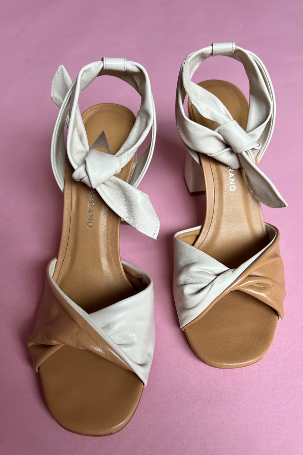 Hendrix heels, tan/offwhite