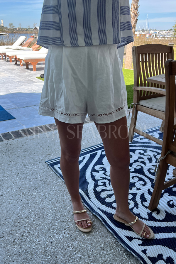 Lara shorts