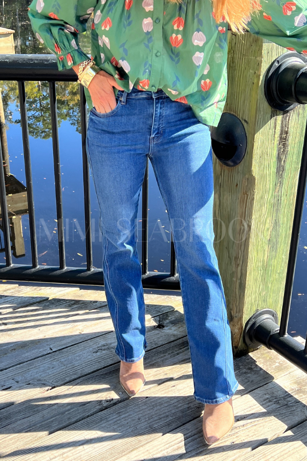 Lilith Boot Cut jeans