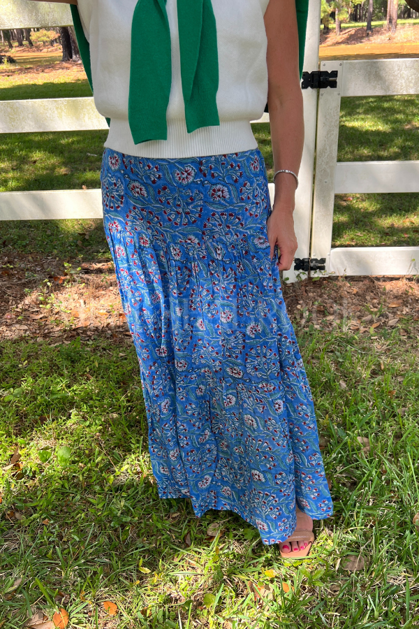 Murphy skirt, blue bell print