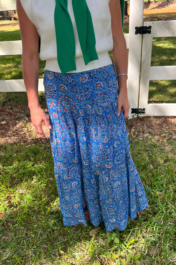 Murphy skirt, blue bell print