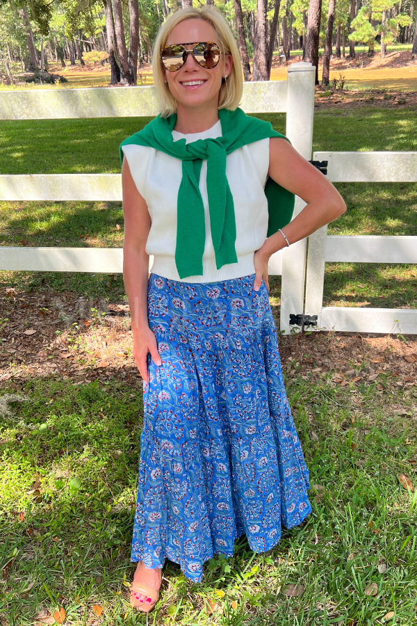 Murphy skirt, blue bell print
