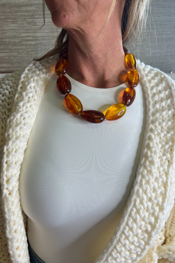 Oval Amber necklace