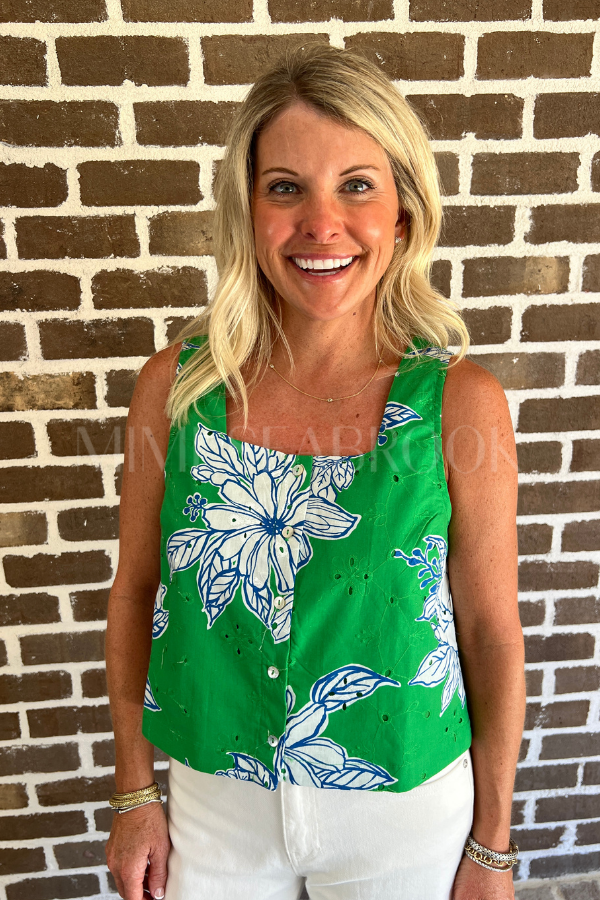 Pembroke top