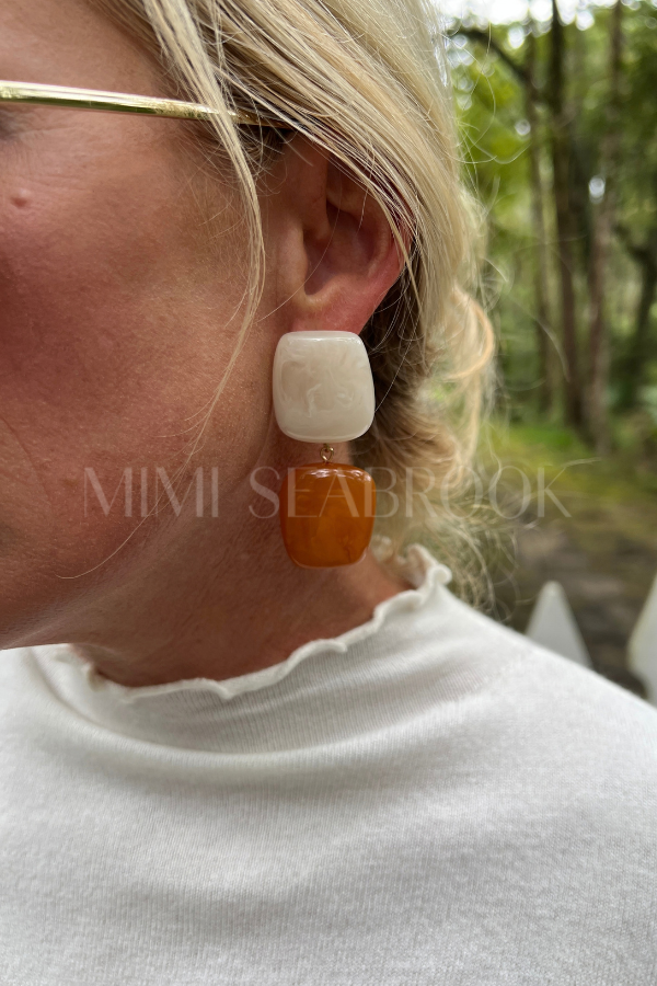 Poppy earrings, natural