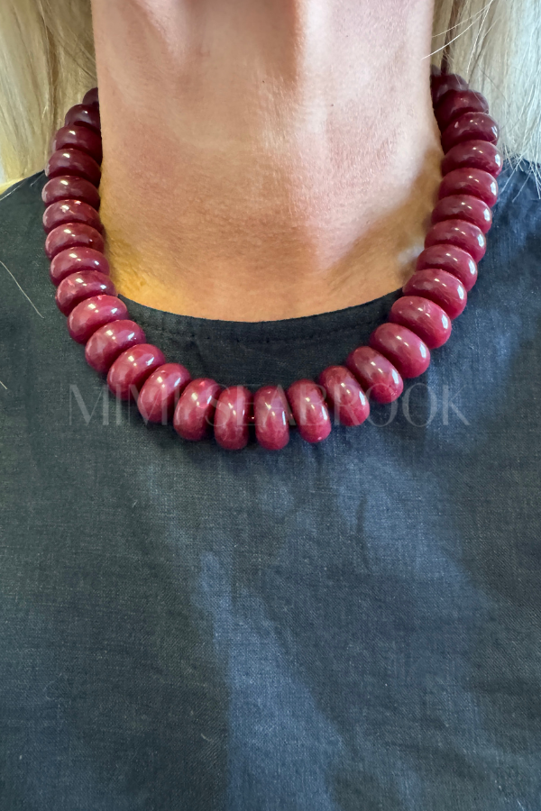 Selma necklace, burgundy