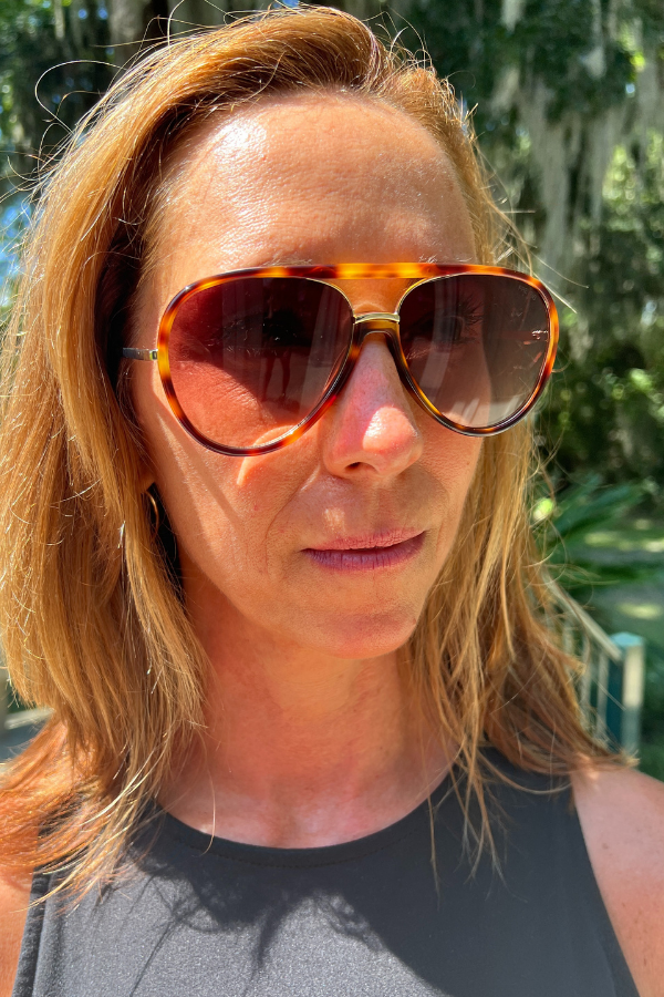 Shay sunglasses, tortoise/gradient brown by Freyrs
