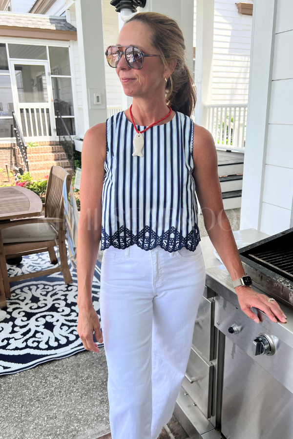 Stetson top, navy white
