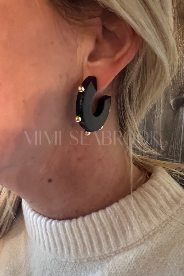 Tara Earrings, black