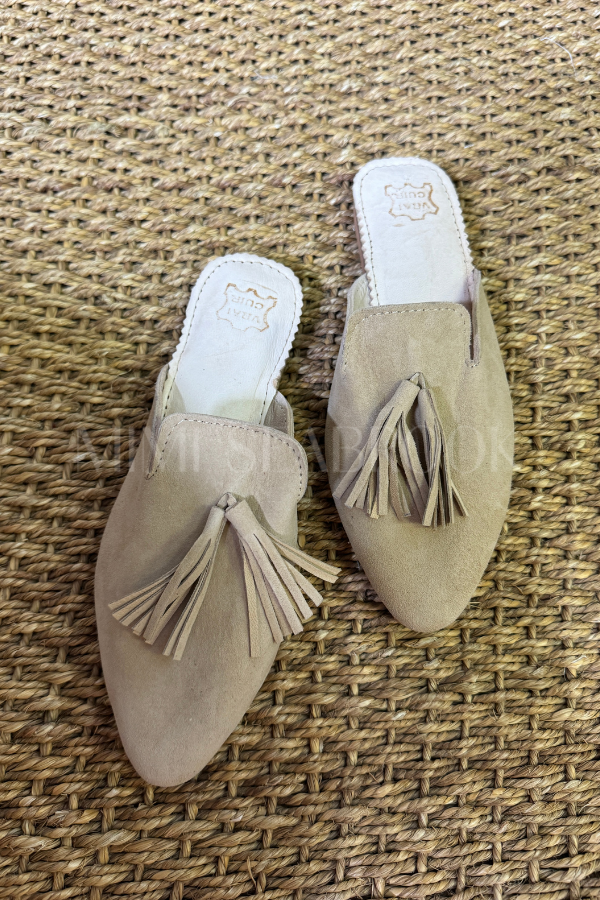 The Essential Slide, taupe