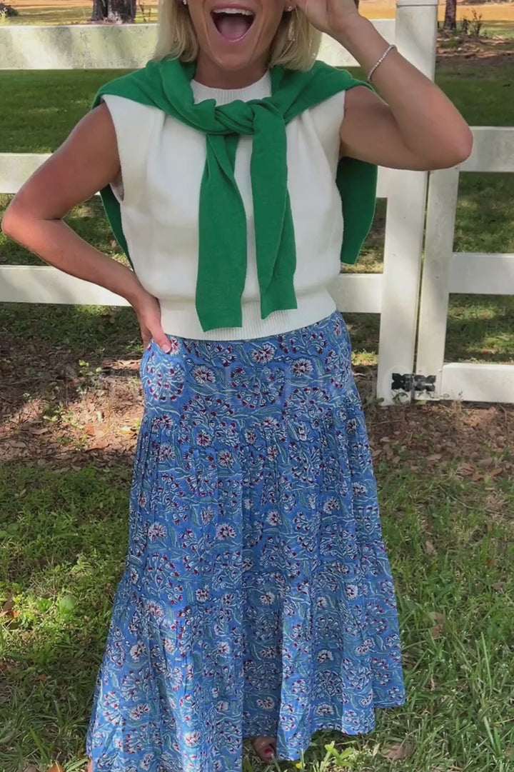 Murphy skirt, blue bell print