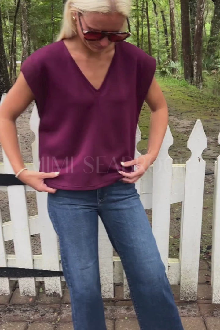 Hobart top